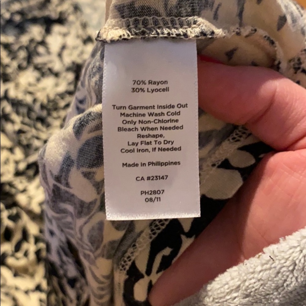 👚 Talbots 🍃 Pattern Shirt - Picture 9 of 10
